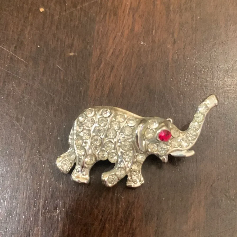 N/A vintage rhinestone
